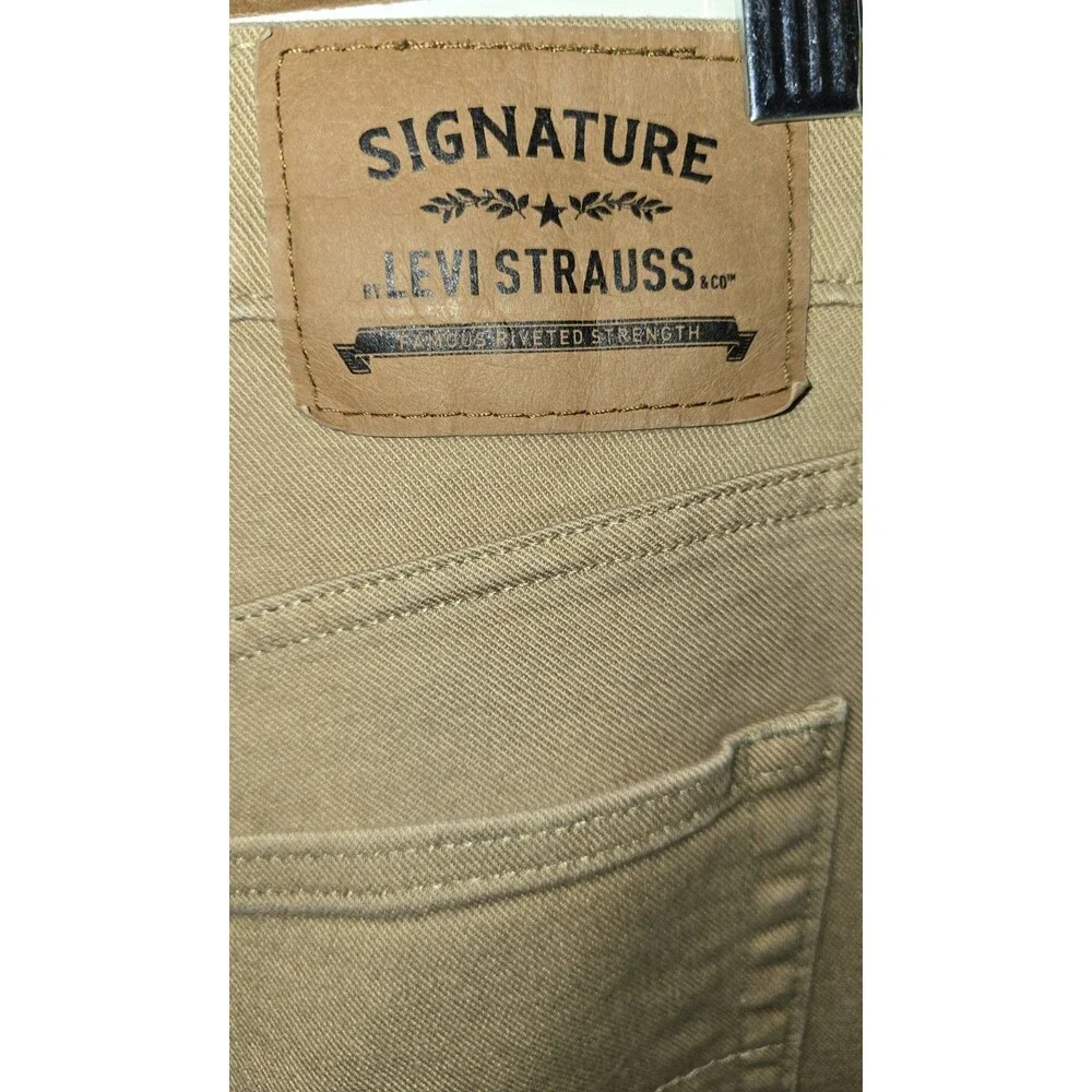 Signature by Levi Strauss & Co. Gold Label Men's straight 34x32 khaki 003